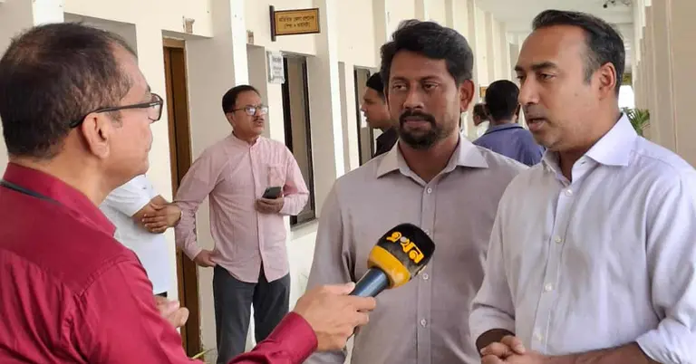 এখন টেলিভিশনের সঙ্গে কথা বলেছেন তাবিথ আউয়াল